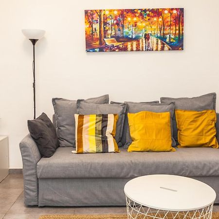 Lovely Apartment Close To The Beach Tel Aviv Exterior foto